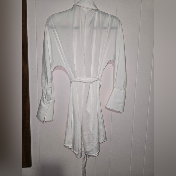 NWT BCBGMaxazria Diane long-sleeved dress. Women's XXS - Picture 4 of 5